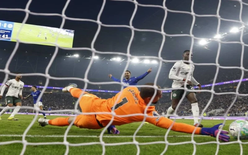 تشيلسي يواصل نزيف النقاط بخسارة قاسية بثلاثية نظيفة أمام فريق إيفرتون